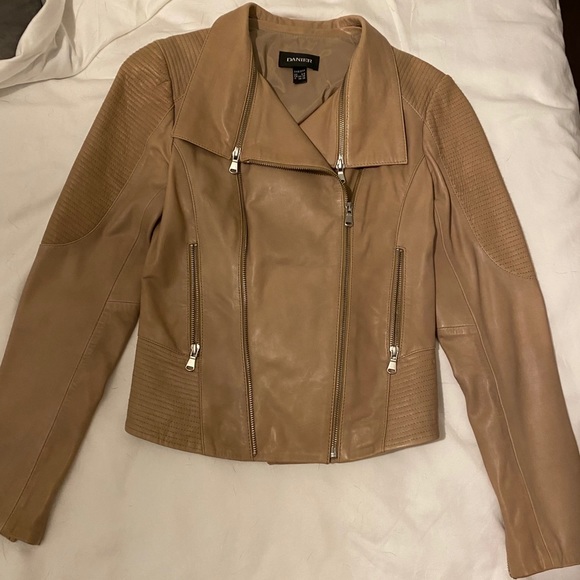 New! WOT Danier biker leather jacket - Picture 3 of 8